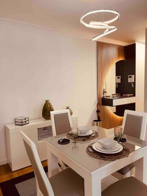 Apartamento Centrico Y De Diseno Con Parking Vigo Kültér fotó