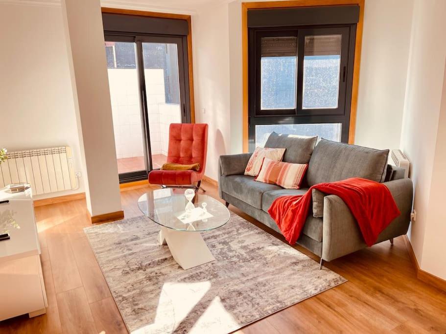 Apartamento Centrico Y De Diseno Con Parking Vigo Kültér fotó